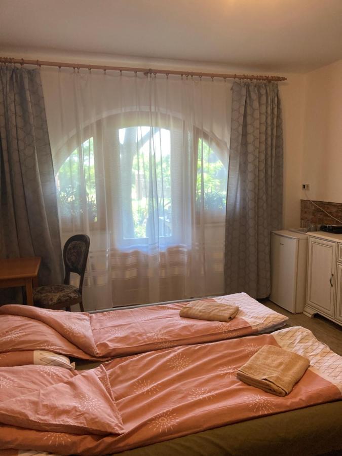 Hegedues Major Villa Hortobagy Bagian luar foto